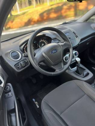 FORD FIESTA 1.6 SE HATCH 16V FLEX 4P MANUAL FORD FIESTA 1.6 SE HATCH 16V FLEX 4P MANUAL